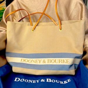 Dooney and Bourke Large Addison Tote